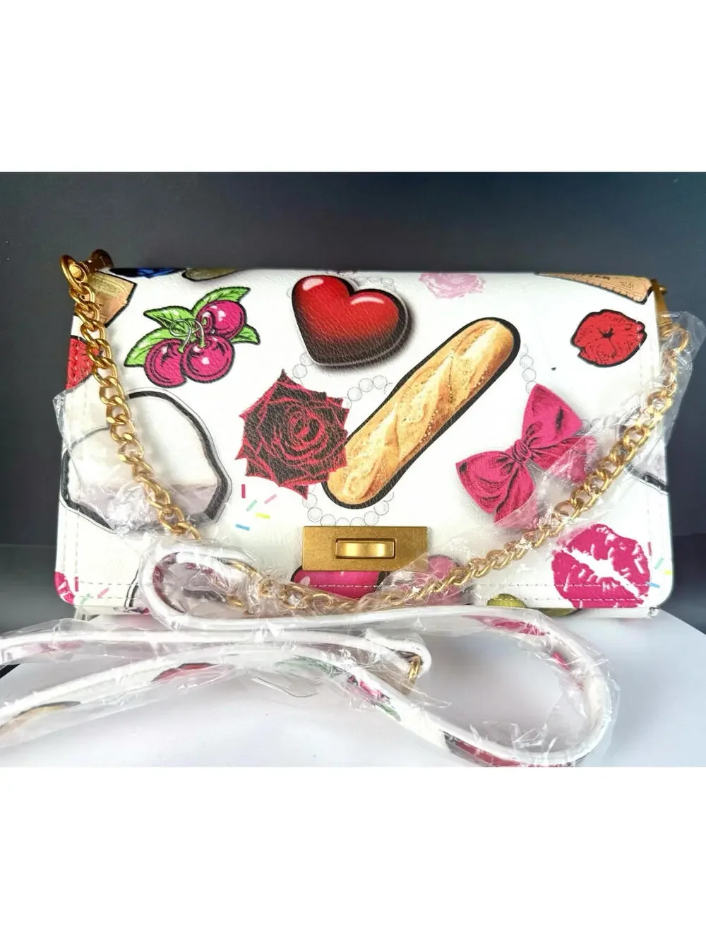 RARE HTF Betsey‎ Johnson Kitsch Foodie Novelty Hearts Crossbody Bag Sample